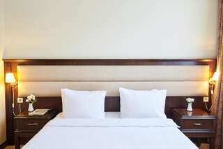 Отель Smith Hotel Баку Стандартный двухместный номер с 1 кроватью или 2 отдельными кроватями-8